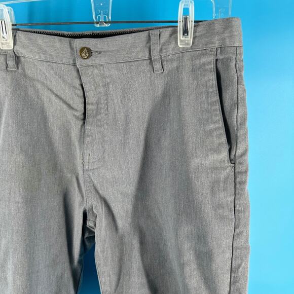 Volcom Shorts Men 32 Gray Chino Casual Streetwear Skate Everyday - Picture 4 of 12